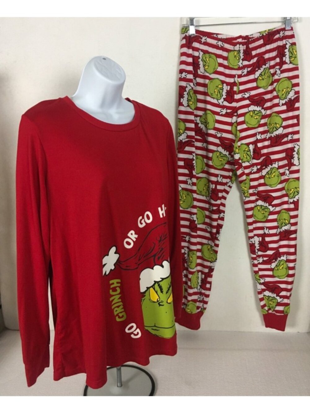 Dr Seuss The Grinch Pajama Set Size S 4 to 6 Red Green White Cuffed Ankles